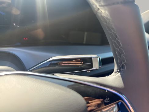 New 2026 Cadillac Vistiq Luxury image 27