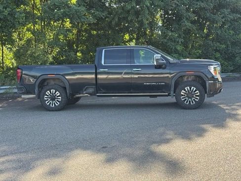 Used 2024 GMC Sierra 2500 Denali Ultimate w/ Max Trailering Package AWD/4WD image 5