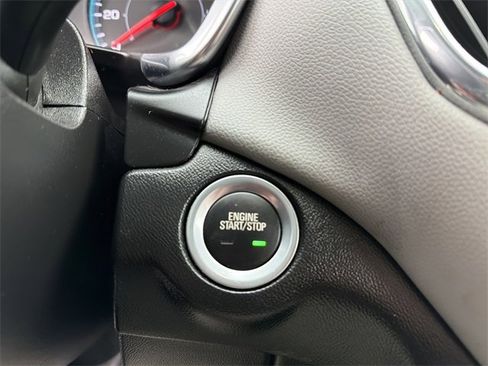 Used 2023 Chevrolet Equinox LS image 23