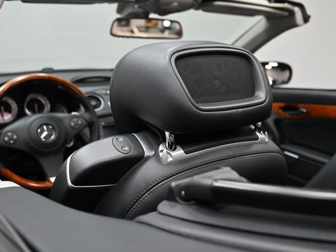 Used 2009 Mercedes-Benz SL 550 image 52