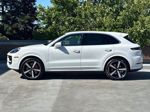 New 2025 Porsche Cayenne S image 95