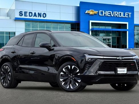 New 2025 Chevrolet Blazer EV RS AWD/4WD image 2
