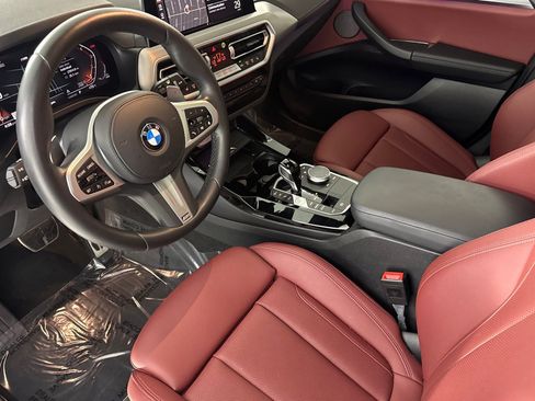 Used 2024 BMW X3 sDrive30i w/ M Sport Package RWD image 4