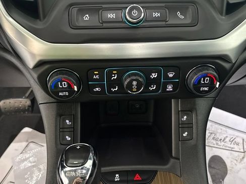 Used 2019 GMC Acadia SLE w/ Driver Alert Package I FWD image 8