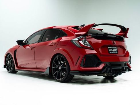 Used 2017 Honda Civic Type R image 18