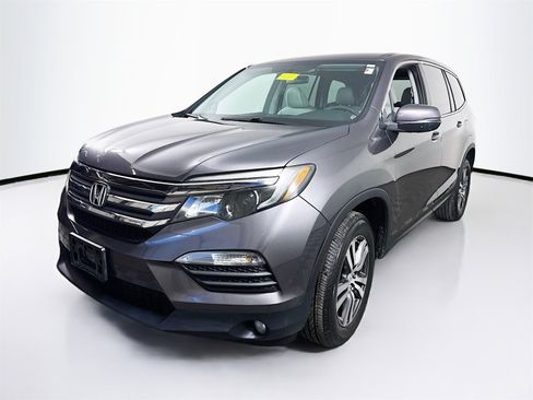 Used 2016 Honda Pilot EX image 3