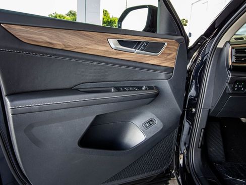 New 2026 Volkswagen Atlas SE image 26