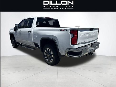 Used 2024 Chevrolet Silverado 2500 LTZ AWD/4WD image 6