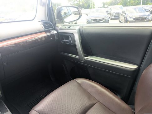 Used 2021 Toyota 4Runner Limited AWD/4WD image 17
