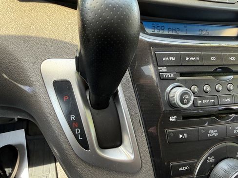 Used 2011 Honda Odyssey Touring Elite image 37