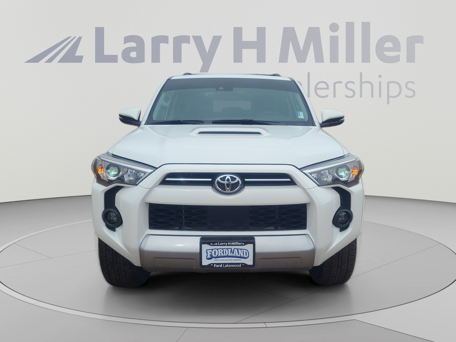 Used 2021 Toyota 4Runner TRD Off-Road Premium w/ Moonroof Package AWD/4WD image 8