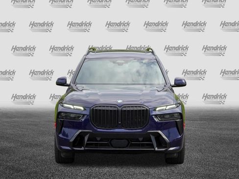 Used 2023 BMW X7 xDrive40i w/ Executive Package AWD/4WD image 3