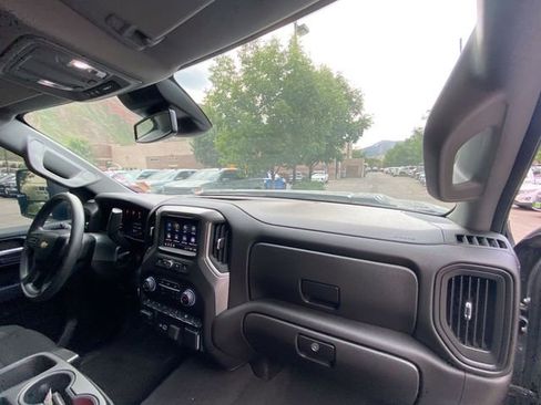 Certified 2025 Chevrolet Silverado 2500 Custom w/ Custom Value Package image 28