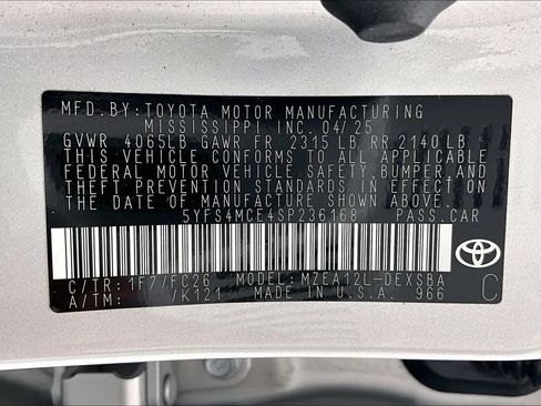 Used 2025 Toyota Corolla SE FWD image 35