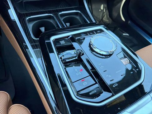 New 2026 BMW 740i image 17