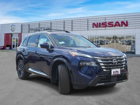 New 2026 Nissan Rogue Platinum w/ Platinum Premium Package AWD/4WD image 3