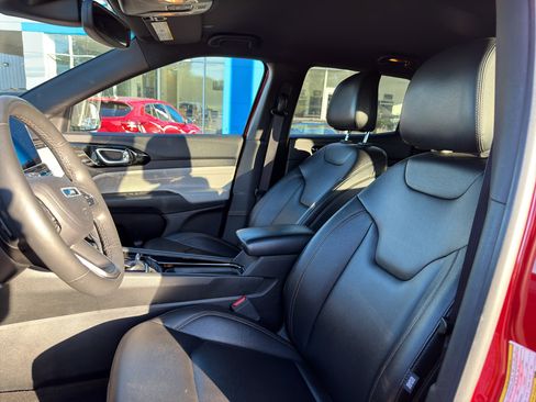 Used 2024 Jeep Compass Limited image 6