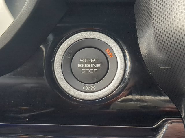 Used 2025 RAM 1500 Limited AWD/4WD image 34