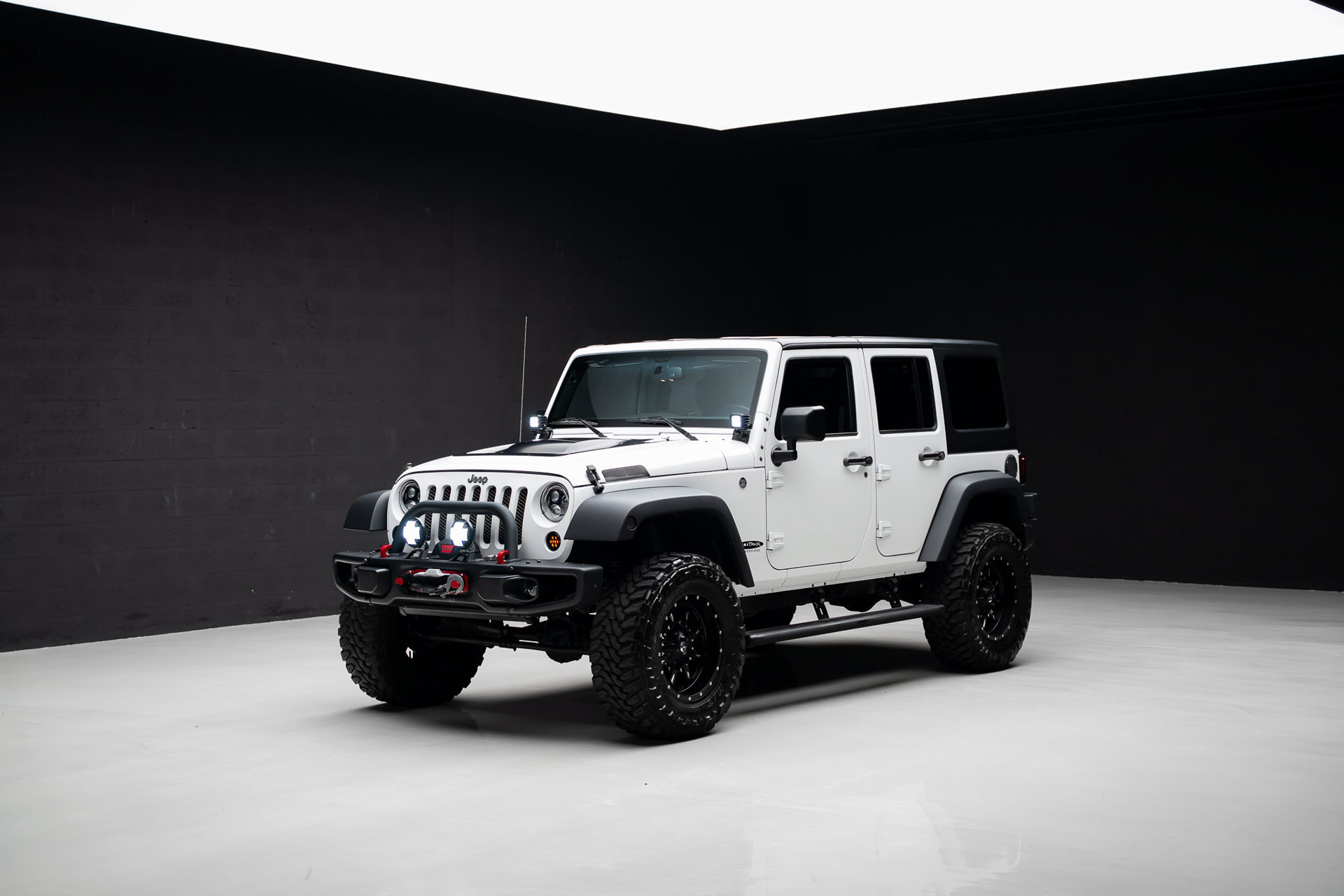 Used 2017 Jeep Wrangler Unlimited Sport w/ Quick Order Package 24S AWD/4WD image 4