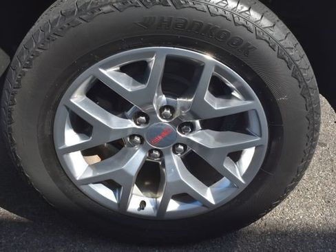 Used 2019 GMC Yukon SLE w/ SLE Value Package AWD/4WD image 47