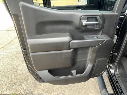 Used 2024 Chevrolet Silverado 1500 Custom w/ Turbomax Blackout Package image 21