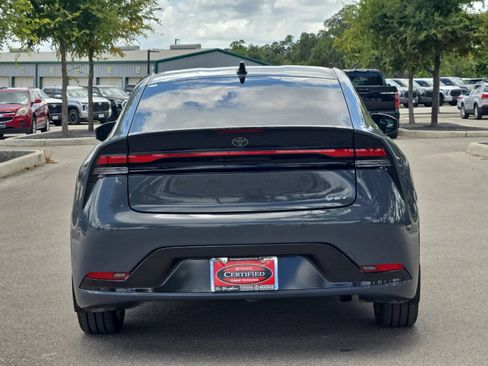 Certified 2026 Toyota Prius XLE FWD image 4