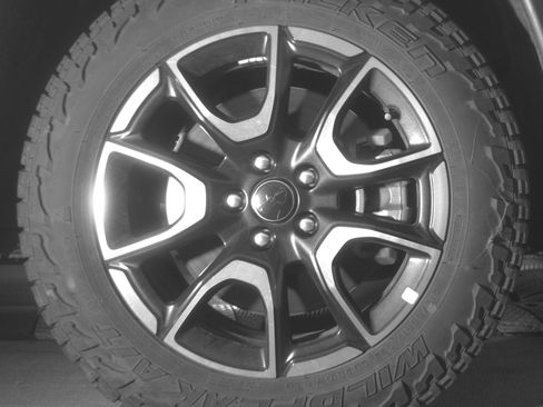 Used 2025 Jeep Compass Trailhawk AWD/4WD image 13