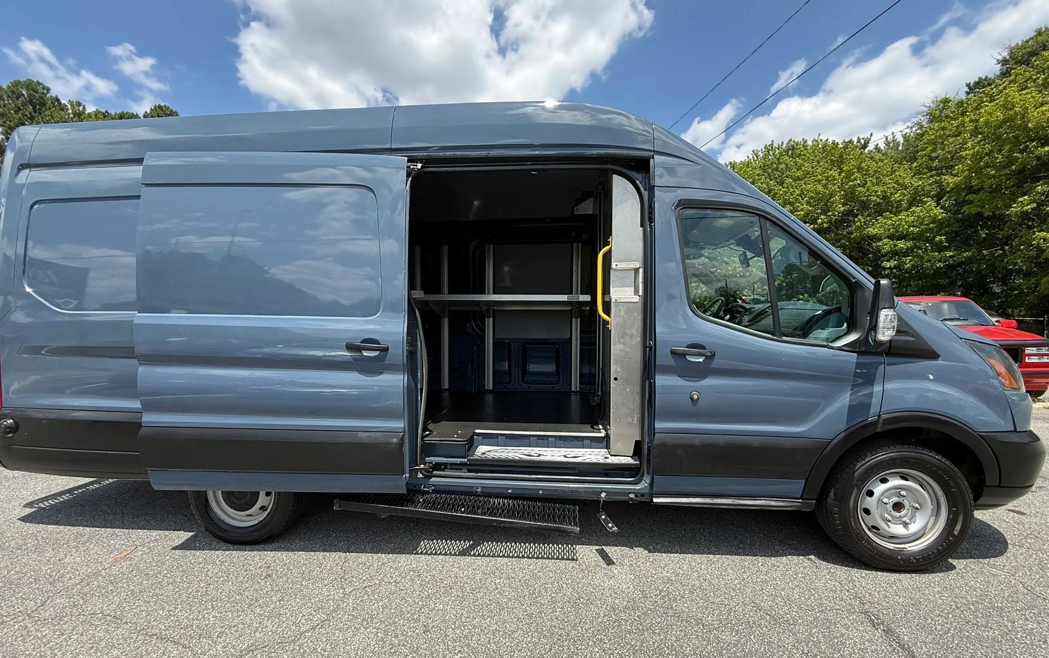 Used 2019 Ford Transit 250 148 High Roof Extended RWD image 3