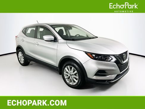 Used 2022 Nissan Rogue Sport S FWD image 1
