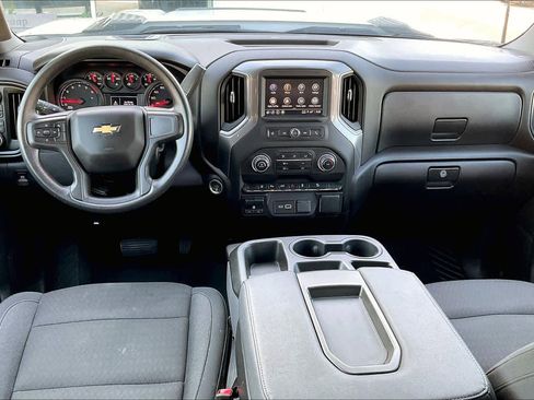 Certified 2025 Chevrolet Silverado 2500 Custom w/ Custom Value Package AWD/4WD image 15