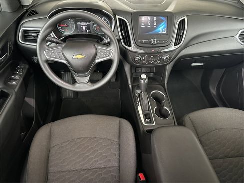 Used 2018 Chevrolet Equinox LT image 15