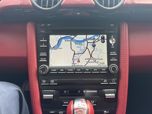 Used 2012 Porsche Cayman R image 18