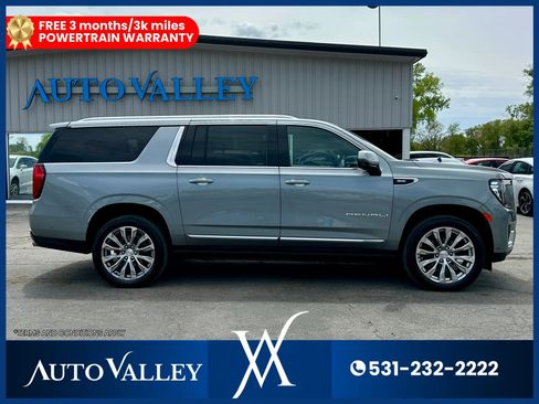 Used 2024 GMC Yukon XL Denali w/ Advanced Technology Package AWD/4WD image 8