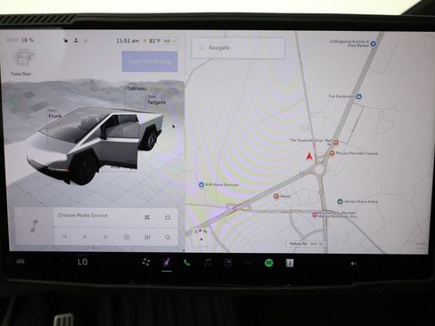 Used 2024 Tesla Cybertruck AWD Crew Cab image 20