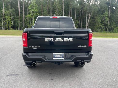 Used 2025 RAM 1500 Big Horn AWD/4WD image 6