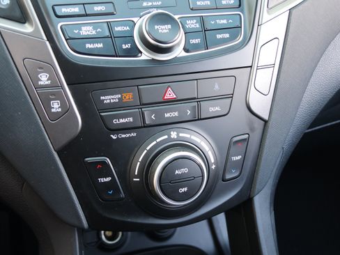 Used 2015 Hyundai Santa Fe Sport 2.0T w/ Option Group 05 FWD image 29