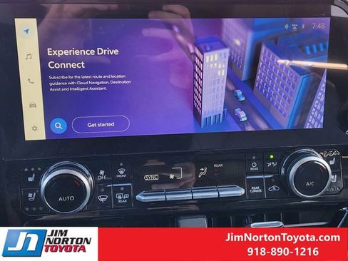 Used 2025 Toyota Highlander Platinum image 20