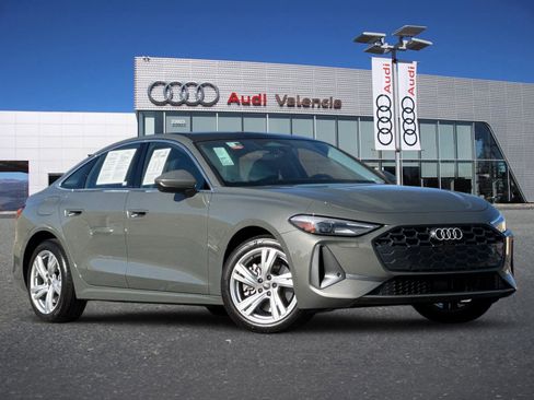 Used 2025 Audi A5 2.0T Premium w/ Convenience Package AWD/4WD image 2