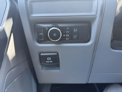 Used 2023 Ford F150 XLT w/ Equipment Group 301A Mid RWD image 18