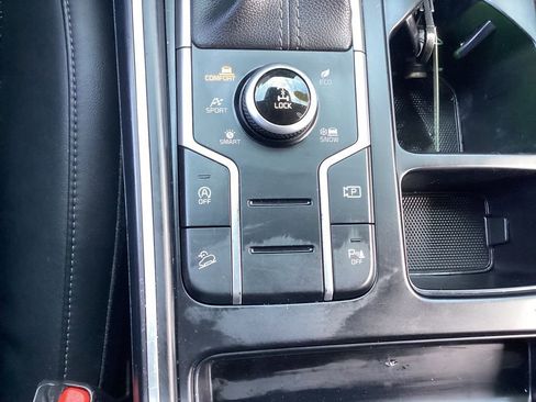 Certified 2023 Kia Sorento S w/ Panoramic Sunroof Package image 27