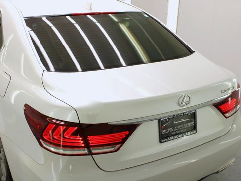 Used 2017 Lexus LS 460 w/ Comfort Package RWD image 20
