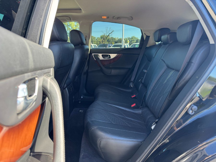 Used 2012 INFINITI FX35 AWD w/ Premium Pkg image 16