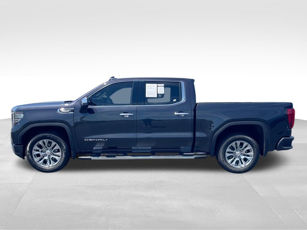 Used 2024 GMC Sierra 1500 Denali w/ Technology Package AWD/4WD image 5
