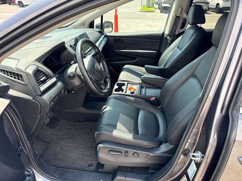 Used 2025 Honda Odyssey EX-L image 10