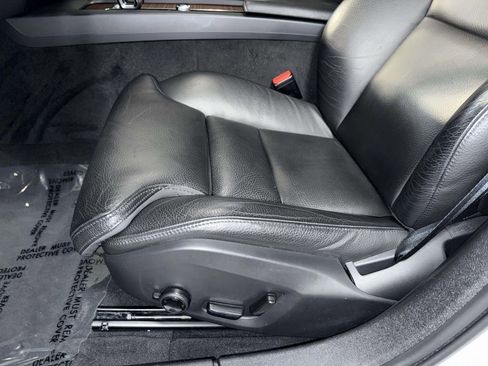 Used 2023 Volvo S60 B5 Ultimate w/ Protection Package Premier FWD image 3