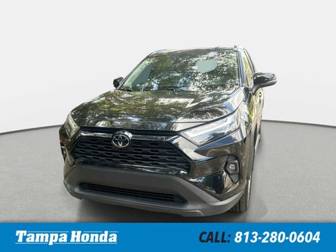 Used 2022 Toyota RAV4 XLE Premium FWD image 1