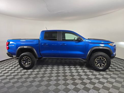 Used 2024 Chevrolet Colorado ZR2 w/ Technology Package AWD/4WD image 8