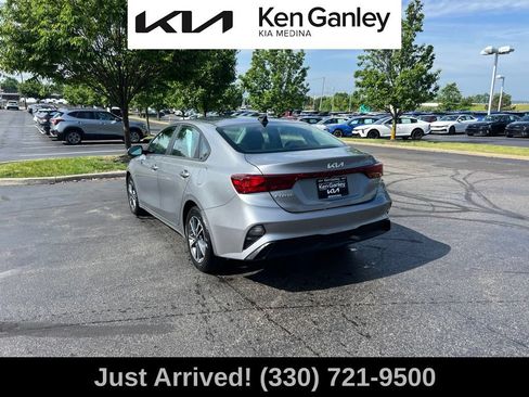 Certified 2024 Kia Forte LXS FWD image 7