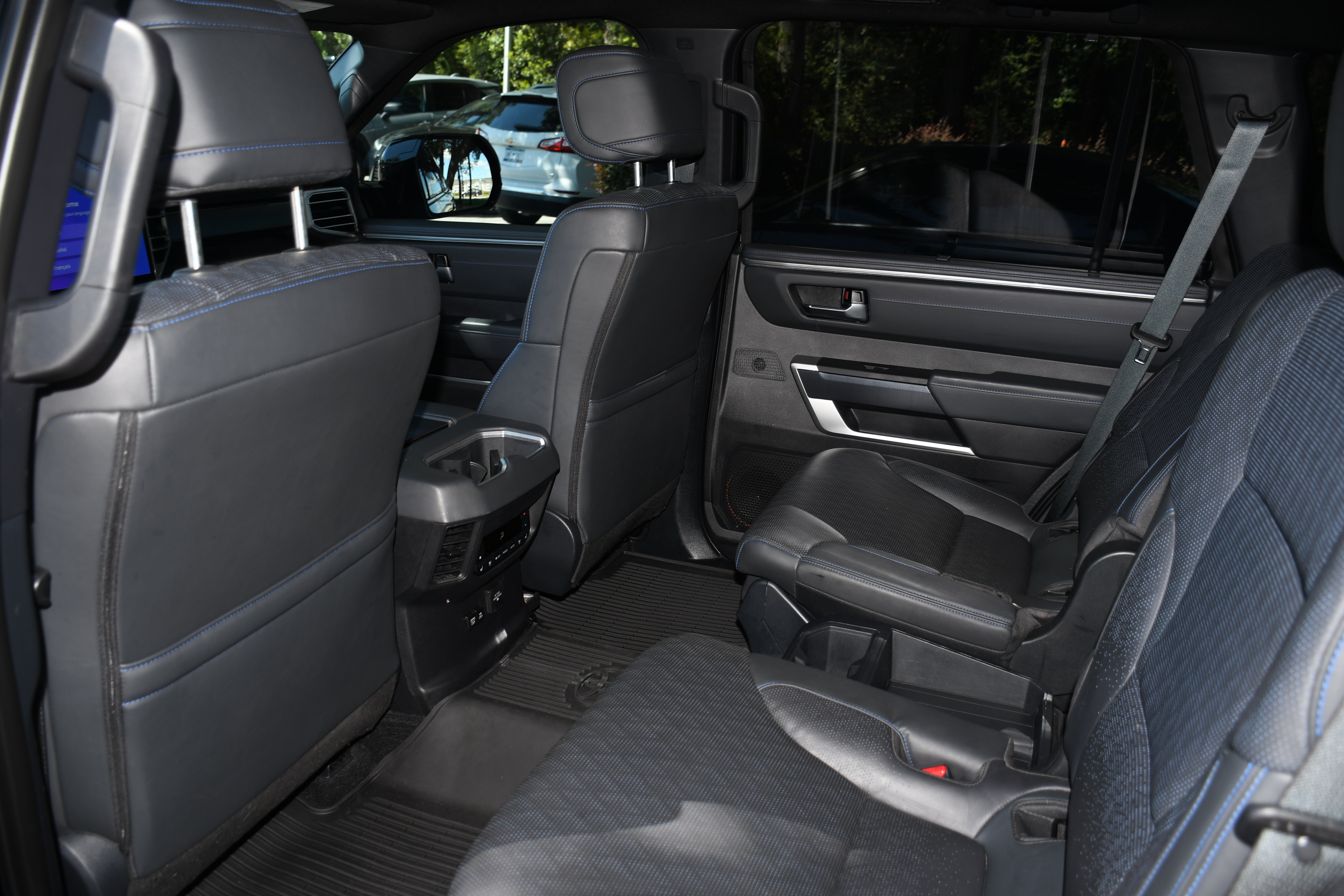 Certified 2025 Toyota Sequoia Platinum AWD/4WD image 19