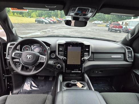 Used 2025 RAM 1500 Big Horn image 18